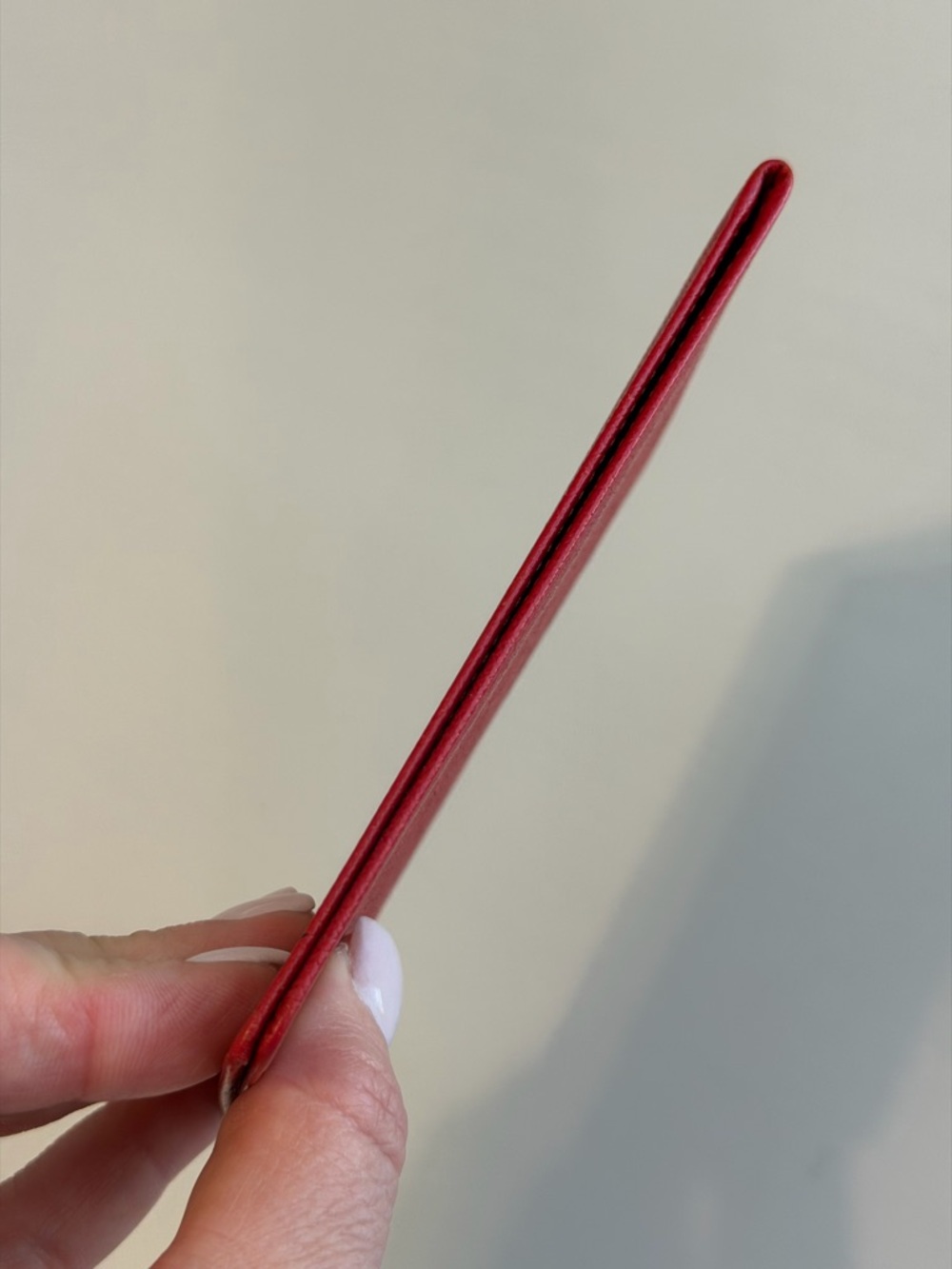 Authentic Louis Vuitton red card holder - Picture 7 of 16